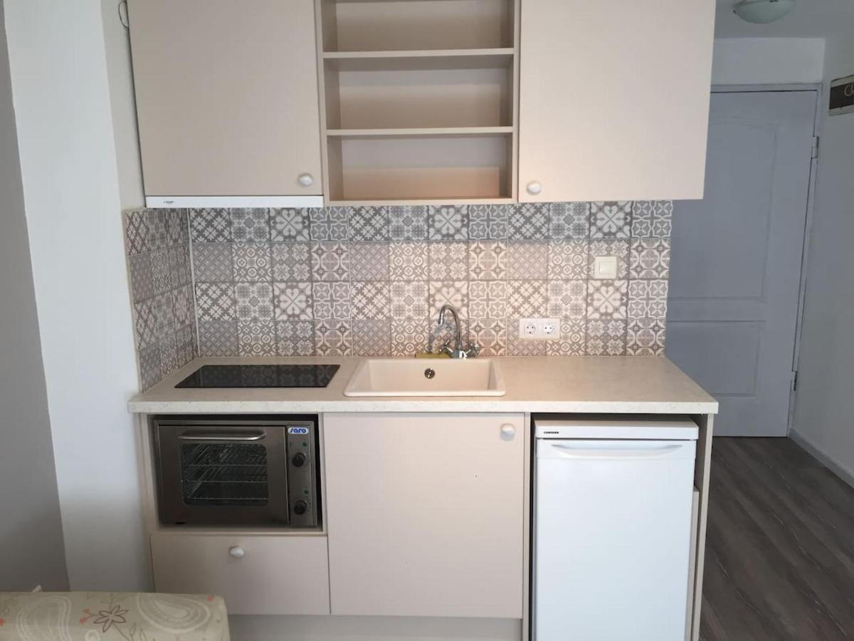 Apartment Button In Downtown София Экстерьер фото
